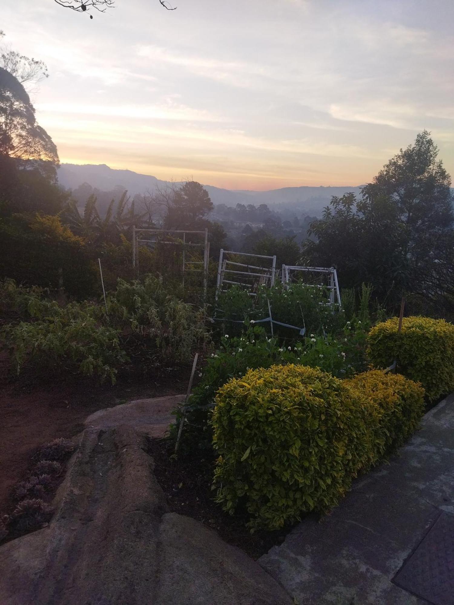 Otentik Guesthouse Mbabane Exterior foto
